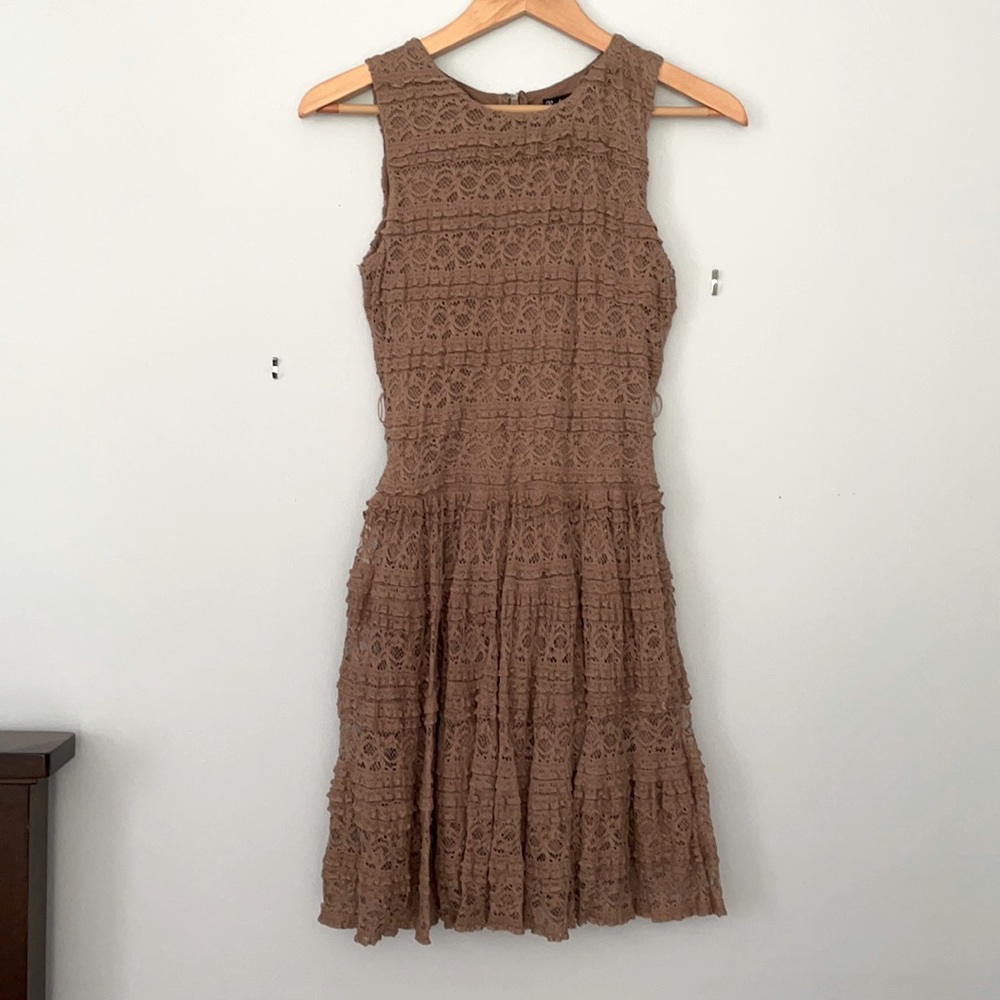 Lace dress, size S, tan/light brown